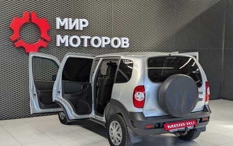 Chevrolet Niva I рестайлинг, 2018 год, 725 000 рублей, 9 фотография