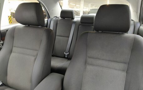 Toyota Avensis III рестайлинг, 2007 год, 999 000 рублей, 23 фотография