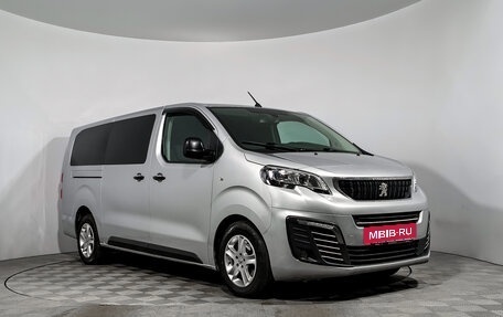 Peugeot Traveller I, 2021 год, 2 930 000 рублей, 3 фотография