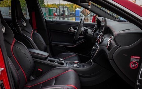 Mercedes-Benz CLA AMG, 2015 год, 2 800 000 рублей, 11 фотография