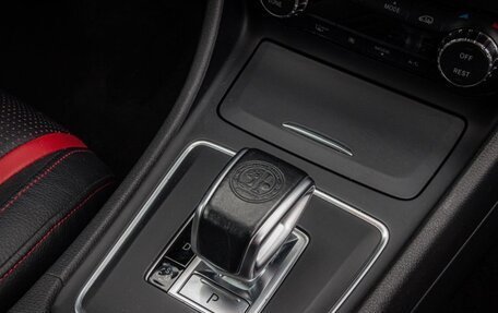 Mercedes-Benz CLA AMG, 2015 год, 2 800 000 рублей, 20 фотография
