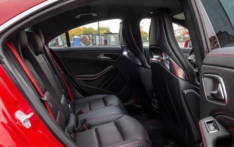 Mercedes-Benz CLA AMG, 2015 год, 2 800 000 рублей, 23 фотография