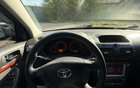 Toyota Avensis III рестайлинг, 2006 год, 715 000 рублей, 9 фотография