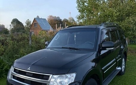 Mitsubishi Pajero IV, 2013 год, 1 470 000 рублей, 1 фотография