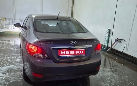 Hyundai Solaris II рестайлинг, 2012 год, 720 000 рублей, 1 фотография
