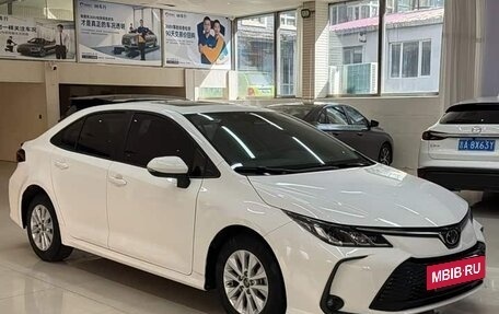 Toyota Corolla, 2023 год, 1 650 000 рублей, 2 фотография