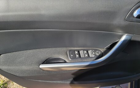 Peugeot 408 I рестайлинг, 2014 год, 600 000 рублей, 14 фотография