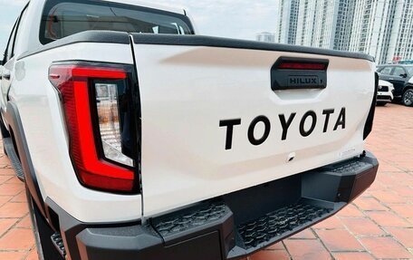 Toyota Hilux, 2026 год, 8 990 000 рублей, 6 фотография