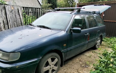 Volkswagen Passat B4, 1995 год, 250 000 рублей, 2 фотография