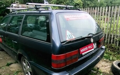 Volkswagen Passat B4, 1995 год, 250 000 рублей, 3 фотография