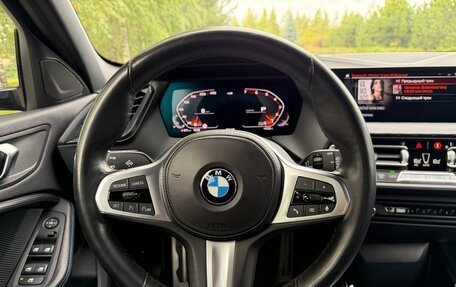 BMW 1 серия, 2022 год, 2 750 000 рублей, 19 фотография