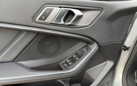 BMW 1 серия, 2022 год, 2 750 000 рублей, 25 фотография