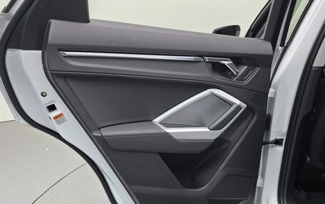 Audi Q3 Sportback, 2023 год, 4 000 000 рублей, 5 фотография