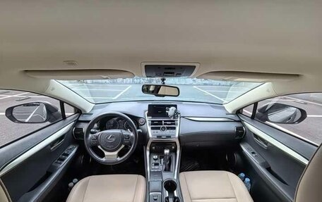 Lexus NX I, 2020 год, 2 560 000 рублей, 10 фотография