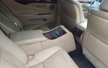 Lexus LS IV, 2008 год, 1 100 000 рублей, 7 фотография