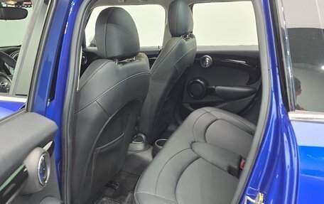 MINI Hatch, 2018 год, 1 360 000 рублей, 9 фотография