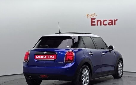 MINI Hatch, 2018 год, 1 360 000 рублей, 2 фотография