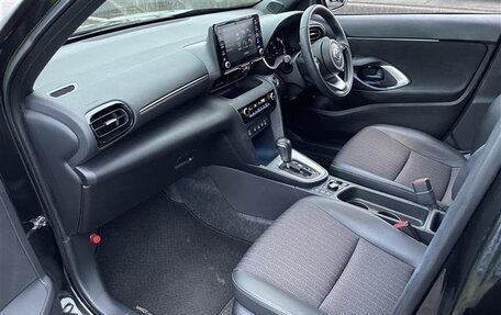 Toyota Yaris Cross, 2022 год, 1 579 300 рублей, 17 фотография