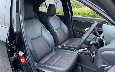 Toyota Yaris Cross, 2022 год, 1 579 300 рублей, 9 фотография