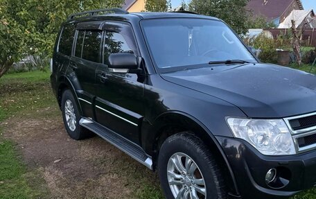 Mitsubishi Pajero IV, 2013 год, 1 470 000 рублей, 4 фотография