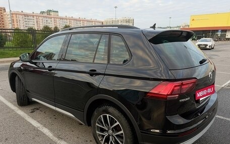 Volkswagen Tiguan II, 2019 год, 2 430 000 рублей, 6 фотография