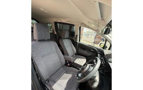 Toyota Sienta, 2022 год, 1 100 217 рублей, 7 фотография