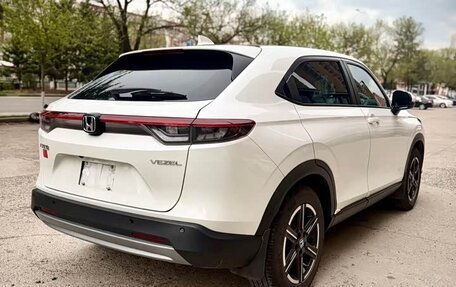 Honda Vezel, 2023 год, 1 633 000 рублей, 6 фотография