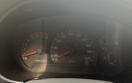 Hyundai Accent II, 2004 год, 160 000 рублей, 15 фотография