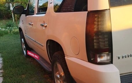 Chevrolet Tahoe III, 2012 год, 1 950 000 рублей, 17 фотография