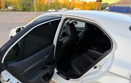 Toyota Camry, 2021 год, 2 990 000 рублей, 22 фотография