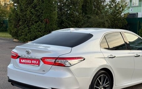 Toyota Camry, 2021 год, 2 990 000 рублей, 11 фотография