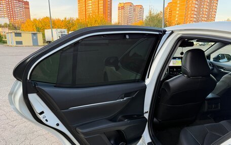 Toyota Camry, 2021 год, 2 990 000 рублей, 24 фотография