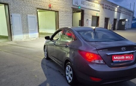 Hyundai Solaris II рестайлинг, 2012 год, 720 000 рублей, 8 фотография