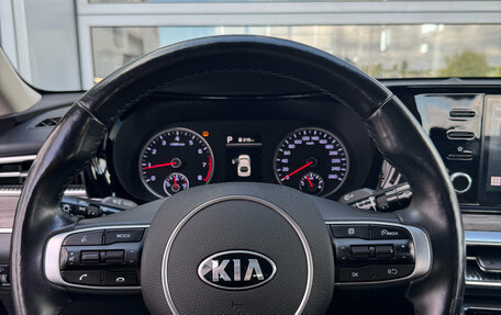 KIA K5, 2021 год, 2 100 000 рублей, 12 фотография