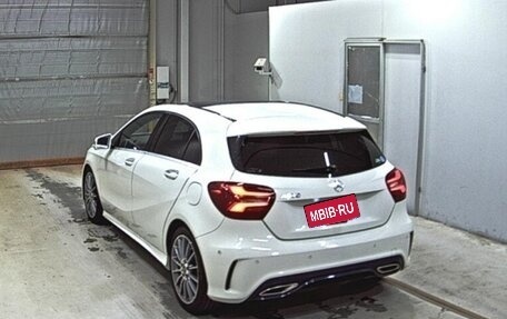 Mercedes-Benz A-Класс, 2018 год, 1 199 000 рублей, 2 фотография