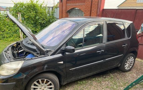 Renault Scenic III, 2004 год, 240 000 рублей, 2 фотография