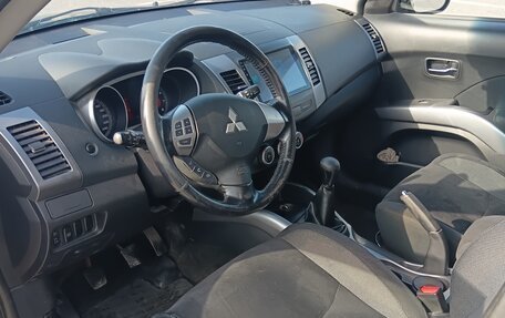 Mitsubishi Outlander III рестайлинг 3, 2008 год, 670 000 рублей, 5 фотография