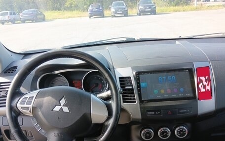 Mitsubishi Outlander III рестайлинг 3, 2008 год, 670 000 рублей, 6 фотография