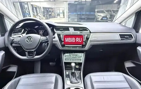 Volkswagen Touran III, 2023 год, 1 454 911 рублей, 18 фотография
