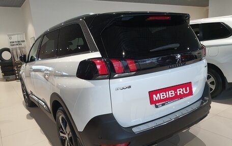 Peugeot 5008 II, 2018 год, 1 500 000 рублей, 3 фотография