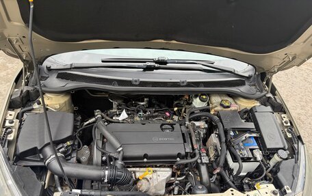 Opel Astra J, 2010 год, 630 000 рублей, 17 фотография