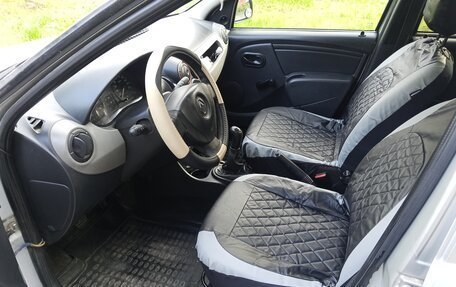 Renault Logan I, 2013 год, 335 000 рублей, 6 фотография