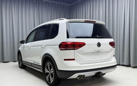 Volkswagen Touran III, 2022 год, 2 447 700 рублей, 7 фотография