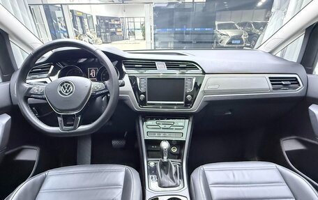 Volkswagen Touran III, 2022 год, 2 447 700 рублей, 11 фотография