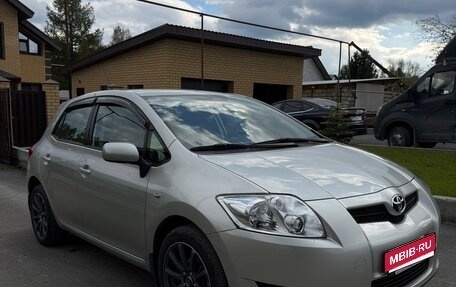 Toyota Auris II, 2007 год, 800 000 рублей, 1 фотография