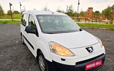 Peugeot Partner II рестайлинг 2, 2009 год, 455 000 рублей, 1 фотография