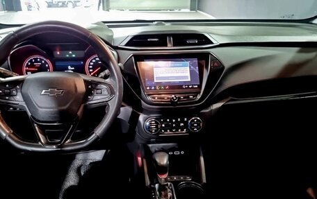 Chevrolet TrailBlazer, 2022 год, 1 799 000 рублей, 6 фотография
