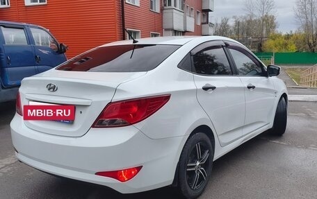 Hyundai Solaris II рестайлинг, 2014 год, 940 000 рублей, 10 фотография