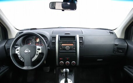Nissan X-Trail, 2010 год, 820 000 рублей, 13 фотография