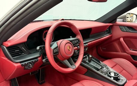 Porsche 911, 2022 год, 17 534 000 рублей, 6 фотография